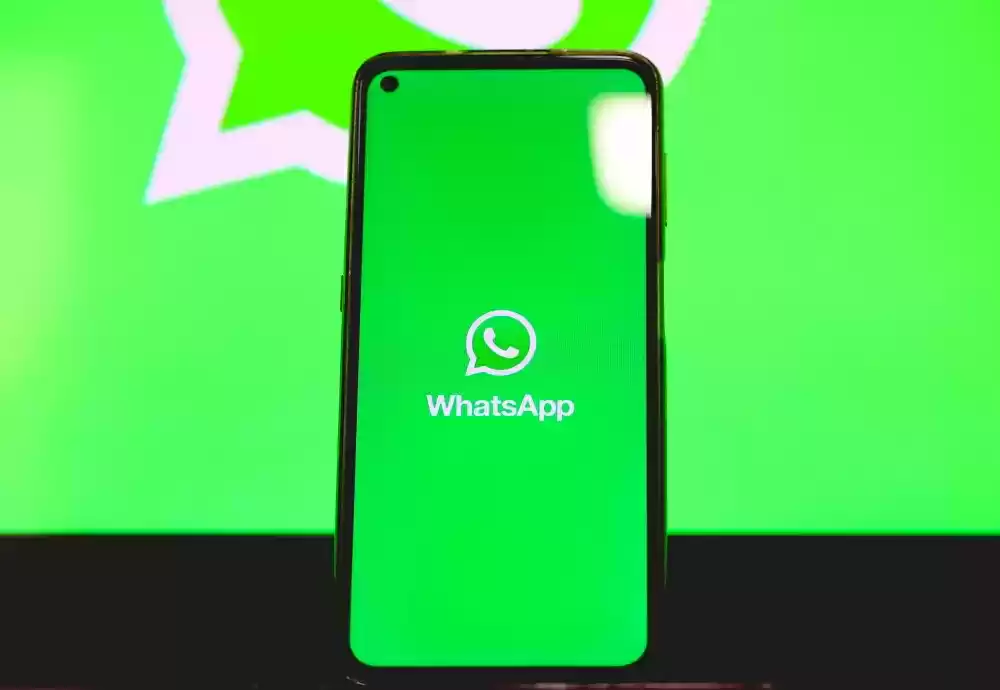 Mais informações sobre "WhatsApp cria função para alterar tema de cor"