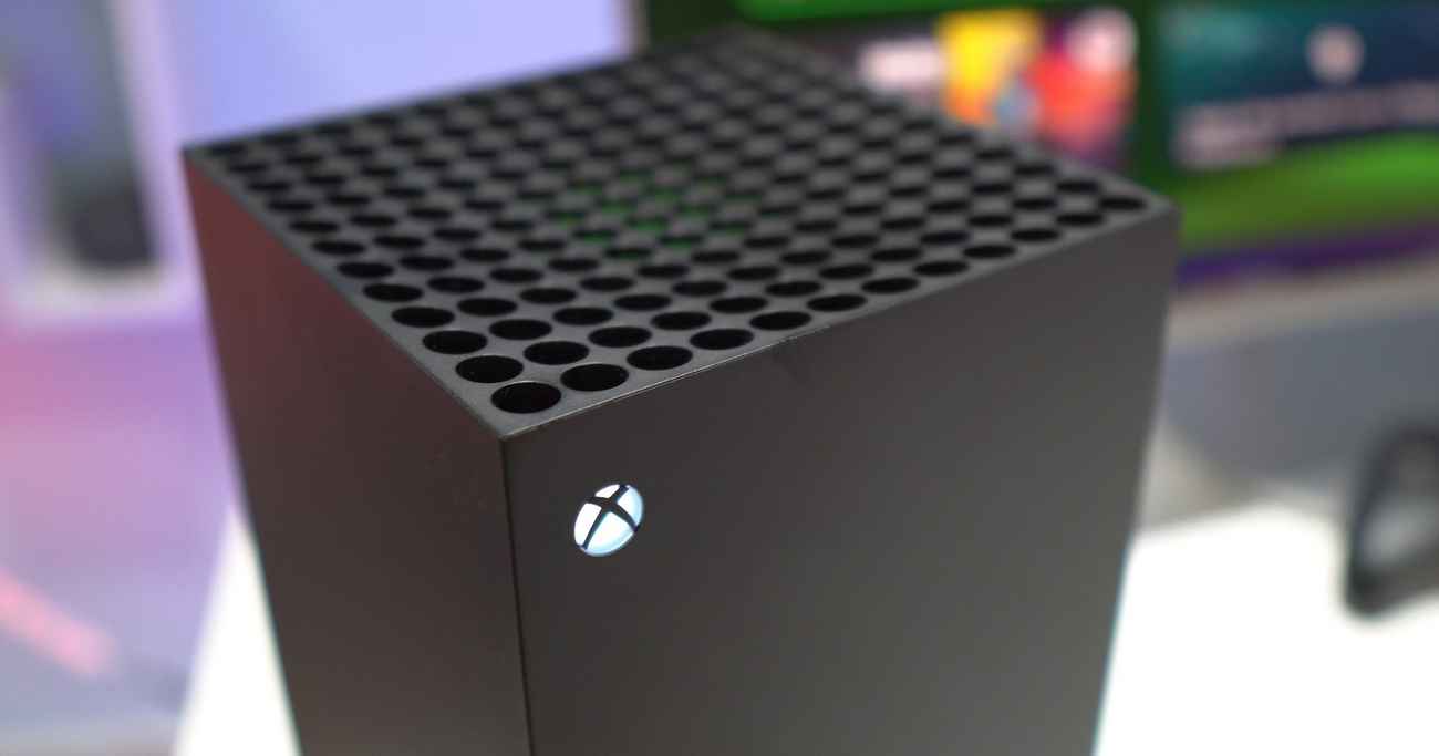 Mais informações sobre "Ganhe gratuitamente um Xbox Series X personalizado pela Microsoft."