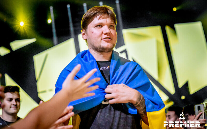s1mple ironiza suspensão pela Federação Ucraniana de Esports nas redes sociais