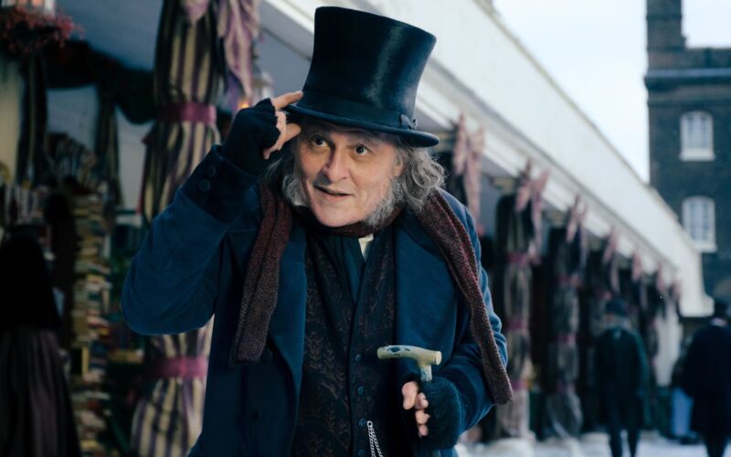 Paramount lança trailer e cartaz de Ebenezer e os Fantasmas do Natal com Depp