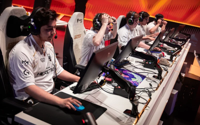 Hereges e Gentle Companheiros eliminados dos Playoffs de Valorant 2026
