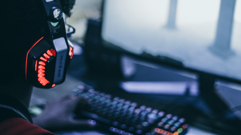 Estudo revela que 74% dos fãs de eSports da Geração Z compram influenciados por marcas