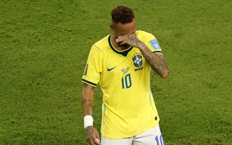 Como jogar com Neymar no retorno à Seleção Brasileira após 981 dias