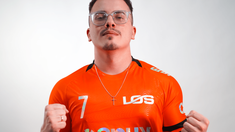 LOS contrata campeão mundial Dodez para reforçar Rainbow Six Siege