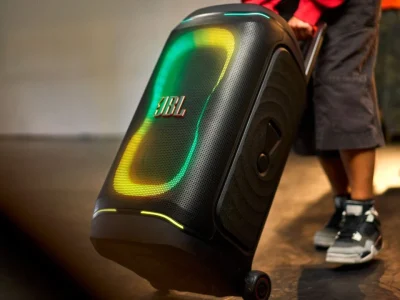 JBL PartyBox 330 chega ao Brasil com 280W RMS e Bluetooth 6.0