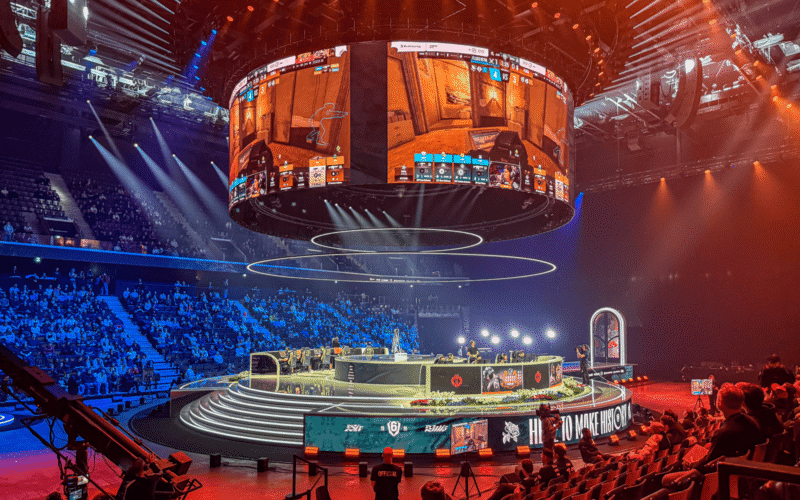 Cenário Competitivo de R6: Conheça as 9 Etapas do Circuito de eSports
