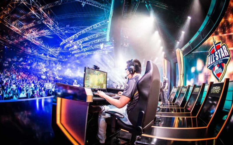 Review no Controle de Dados: A Nova Arma dos Times de eSports para Vencer