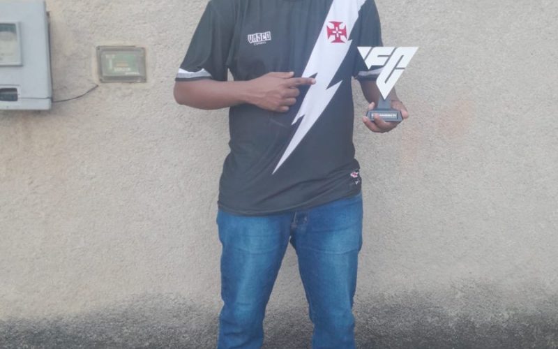 Losty conquista o título da Copa Amadora de Xerém pelo Vasco eSports