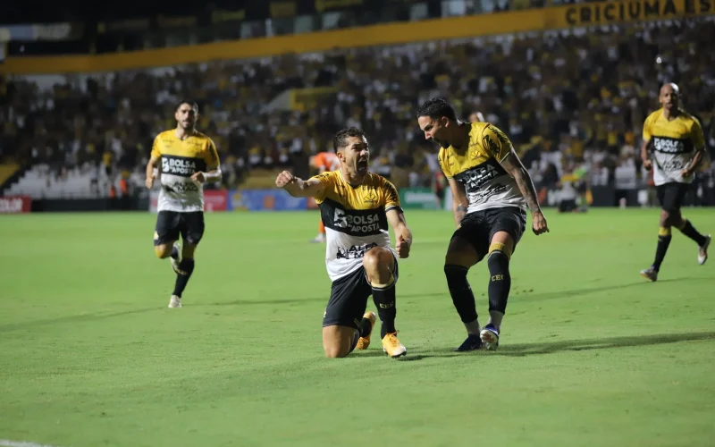 Como o Criciúma pode vencer o Avaí em um clássico decisivo?