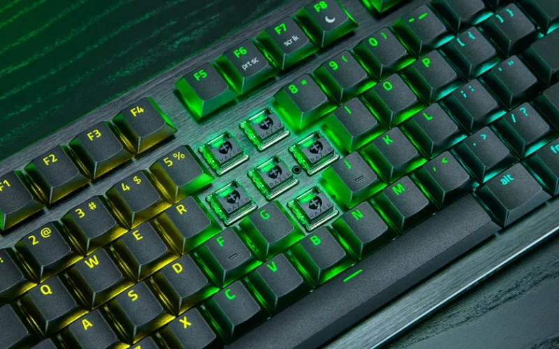 Razer Huntsman V3 Pro Tenkeyless 8KHz: Teclado óptico analógico para gamers profissionais