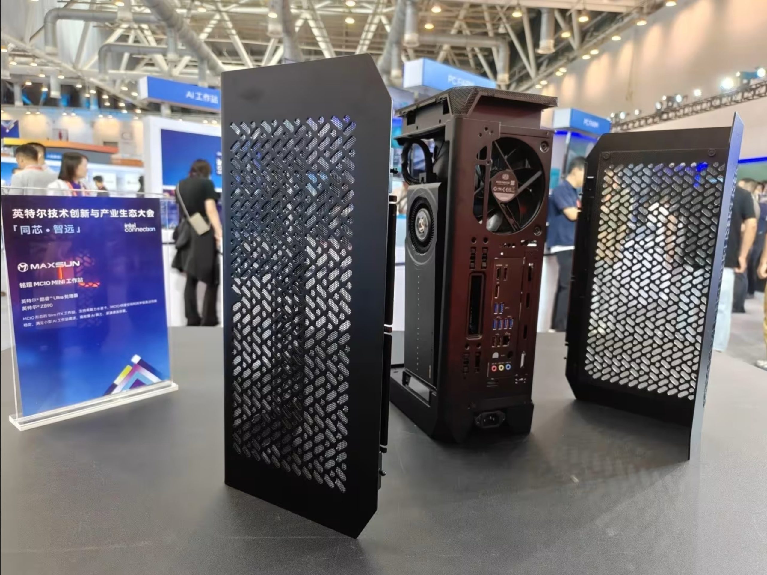Maxsun apresenta placa-mãe mini-ITX Z890 com tecnologia MCIO para GPUs compactas