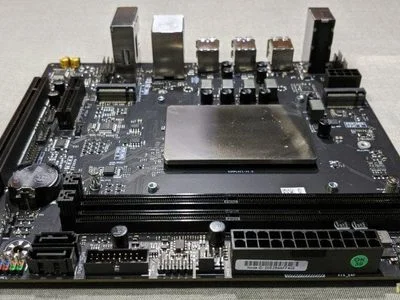 Placas-mãe Maxsun MS-MoDT 230H D4 e 205H D4 oferecem Raptor Lake-H e memória RAM DDR4