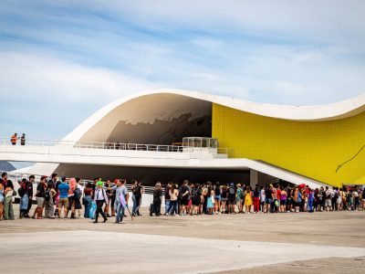 Niterói Expo Geek 2026: Festival gratuito reúne games, animes e cosplays neste fim de semana