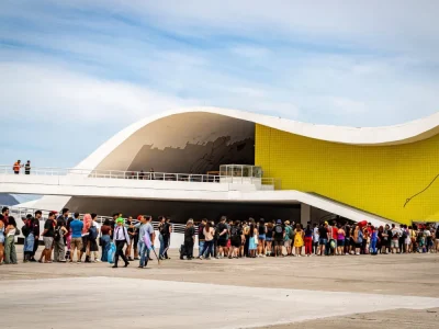 Niterói Expo Geek 2026: Festival gratuito reúne games, animes e cosplays neste fim de semana
