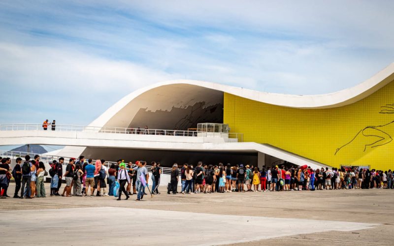 Niterói Expo Geek 2026: Festival gratuito reúne games, animes e cosplays neste fim de semana