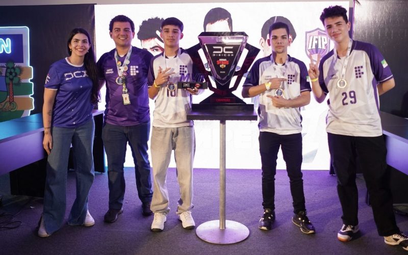 Estudantes do RN competem nas finais do Campeonato Escolar de eSports na DCXP 2026