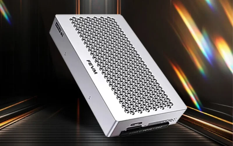 Mini-PC FEVM FAEX2: Ryzen AI Max+ Pro 495 e até 192 GB de RAM LPDDR5X