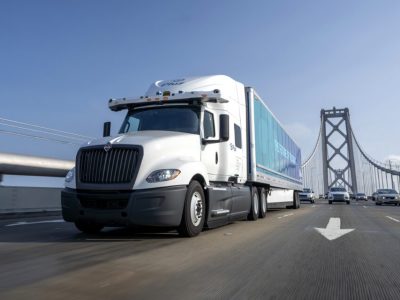 Ladrões roubam reboques da Nvidia em assalto bizarro mas levam só areia