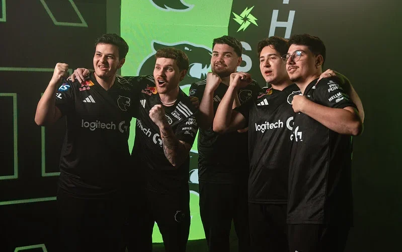 FaZe e FURIA duelam novamente na SAL após a final da EWC de Rainbow Six Siege