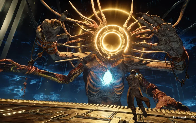 Desenvolvedores detalham os desafiadores confrontos de chefes no jogo Saros: Zenith