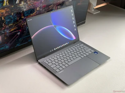 Review no Controle do Asus Googlebook 14: Ultra leve com Wi-Fi 7 e Thunderbolt 4