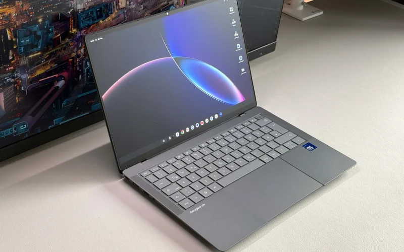 Review no Controle do Asus Googlebook 14: Ultra leve com Wi-Fi 7 e Thunderbolt 4