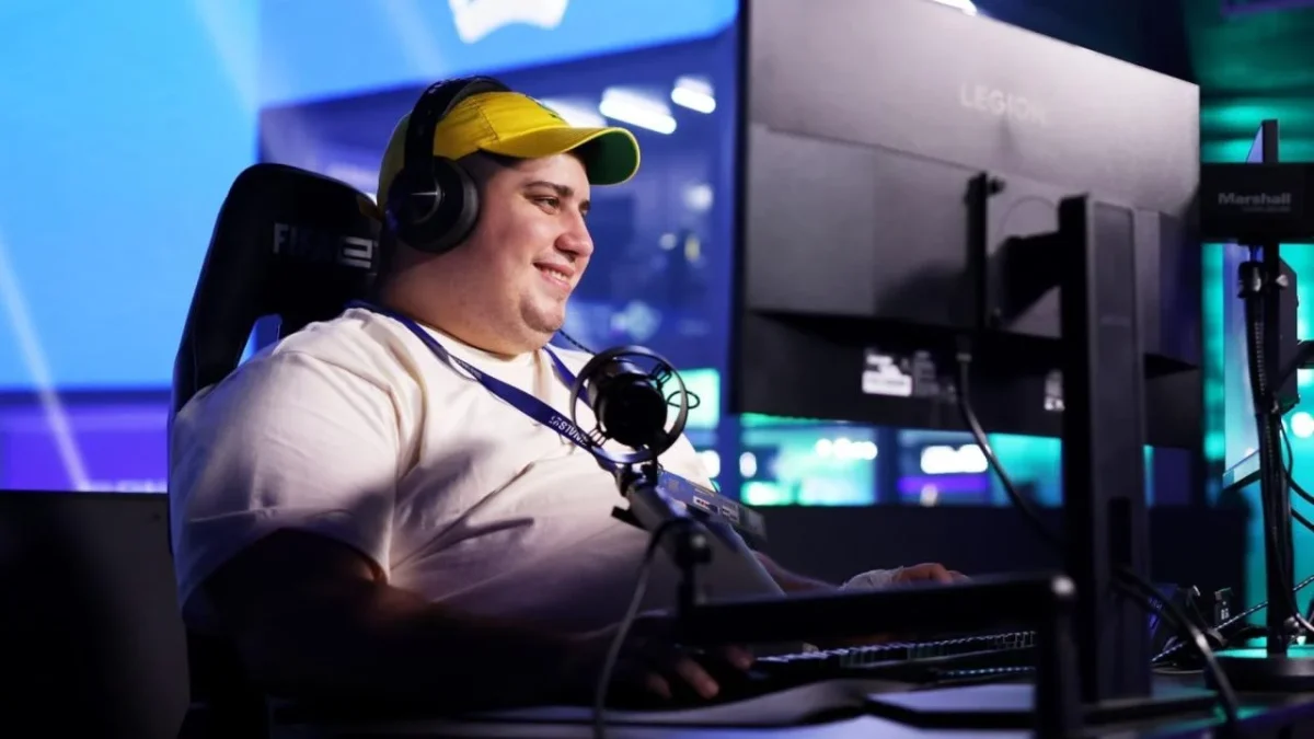 Morre o youtuber Dedeco, criador de conteúdo de futebol virtual, aos 33 anos