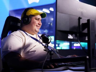 Morre o youtuber Dedeco, criador de conteúdo de futebol virtual, aos 33 anos