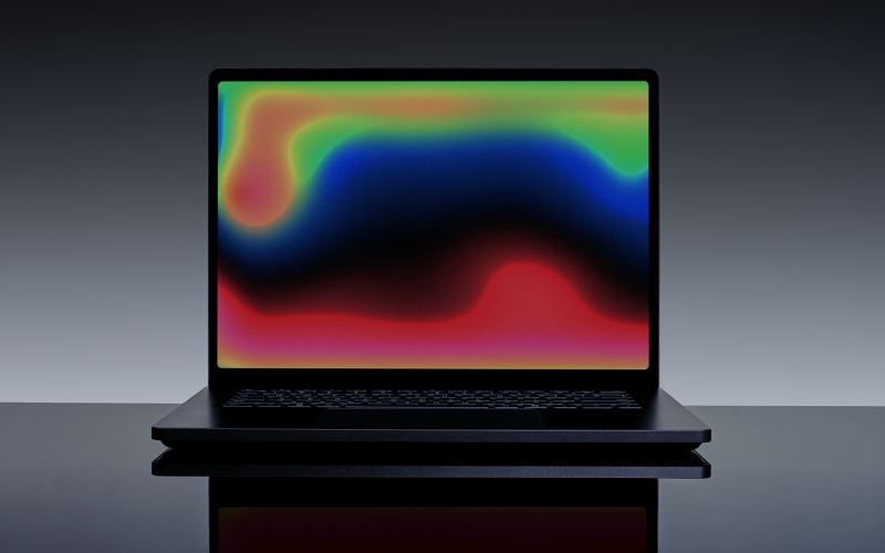 Microsoft Surface Laptop Ultra: 128 GB de memória unificada e RTX Spark para jogos e IA
