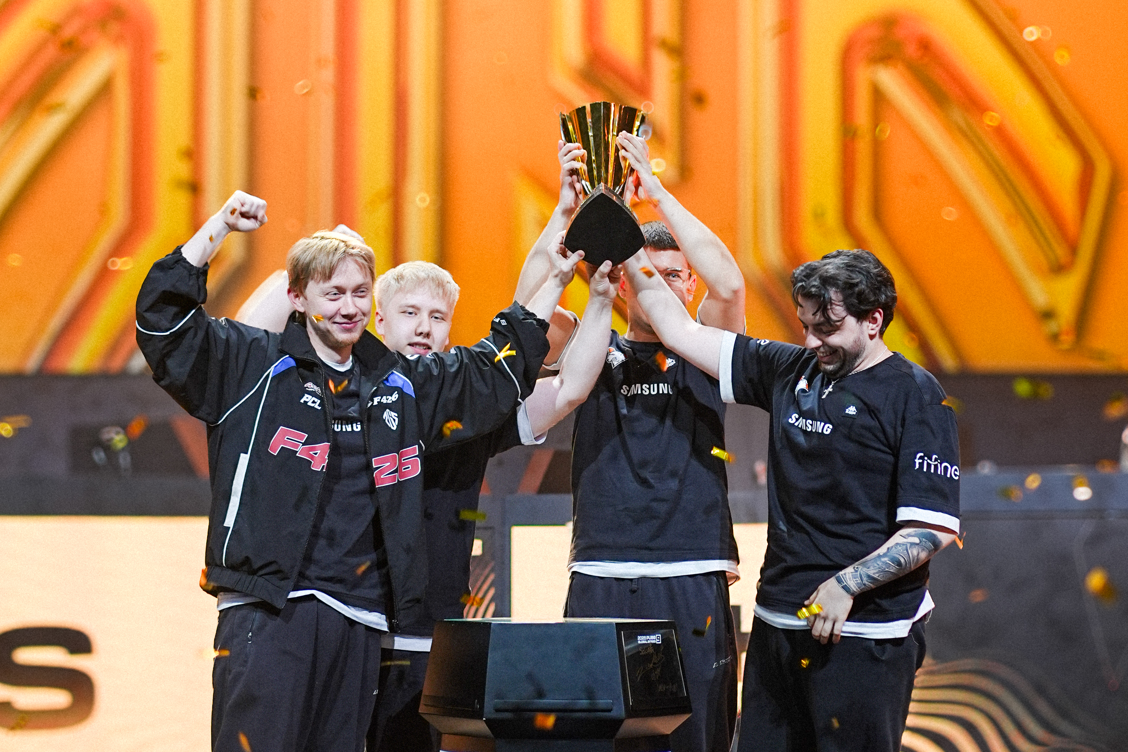 Virtus.pro conquista o título da PGS 10 e se estabelece como a nova força no cenário de PUBG Esports