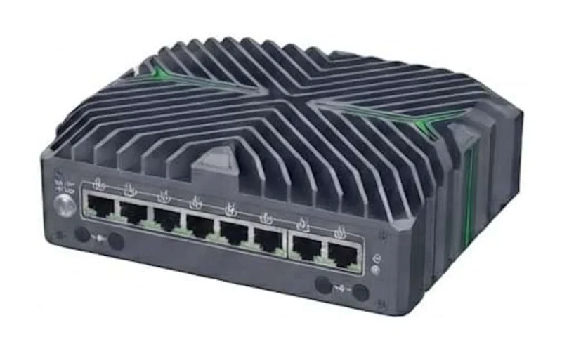 Fastcalc X8B: Mini PC Intel Core Ultra com até 64 GB de RAM e 8 portas 2.5 GbE