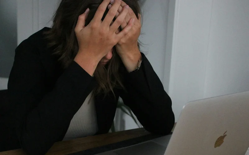 75% dos consumidores abandonam sites que parecem inseguros, revela estudo da Liferay