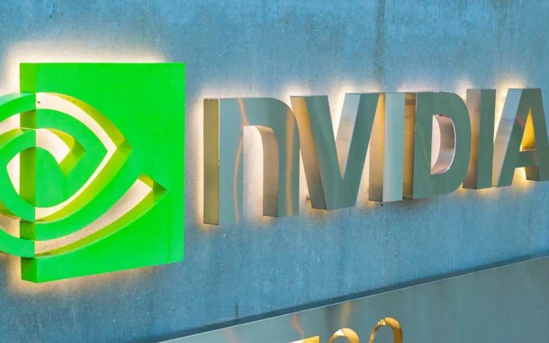 RTX 5090 modificadas na China para servidores de IA geram escassez no mercado gamer