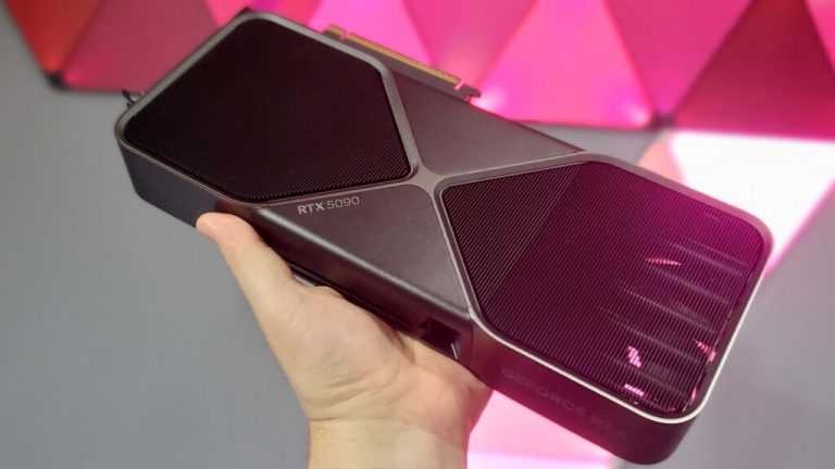 RTX 5090 furtada em Guarulhos é encontrada à venda por R$ 32 mil na OLX