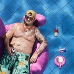Rockstar revela trailer de lançamento de GTA 6 e detalhes sobre seus protagonistas em Vice City
