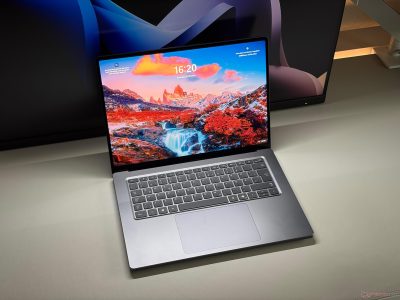 Microsoft Surface Laptop Ultra: Problemas com painel Mini-LED de 2000 nits e design volumoso