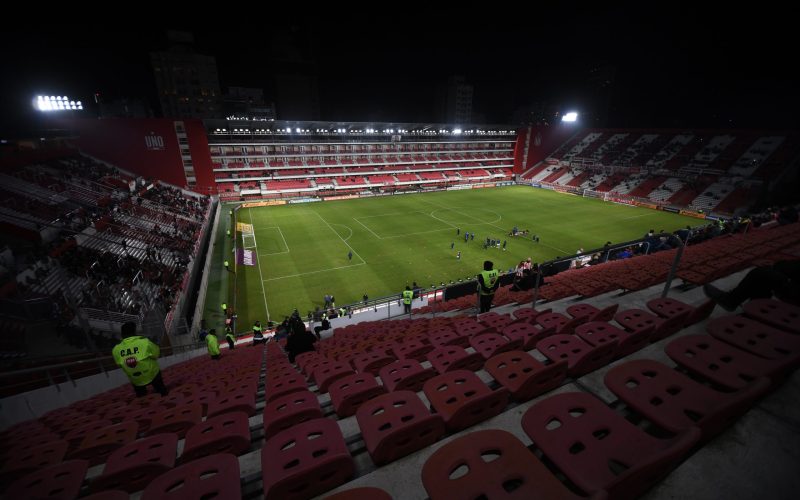Estudiantes x Flamengo: guia de onde assistir e escalações ao vivo